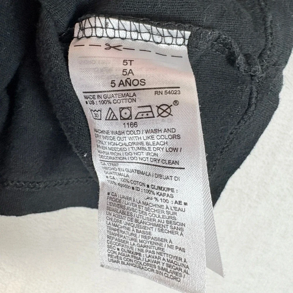 Old Navy Mickey Mouse Graphic Tee Kids 5T‎ Black Excellent Short Sleeve Disney